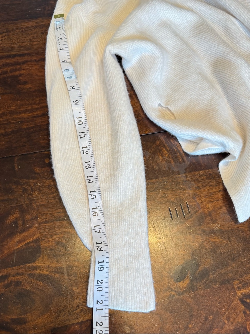Merino Wool and Cashmere wrap sweater cream - Picture 11 of 11